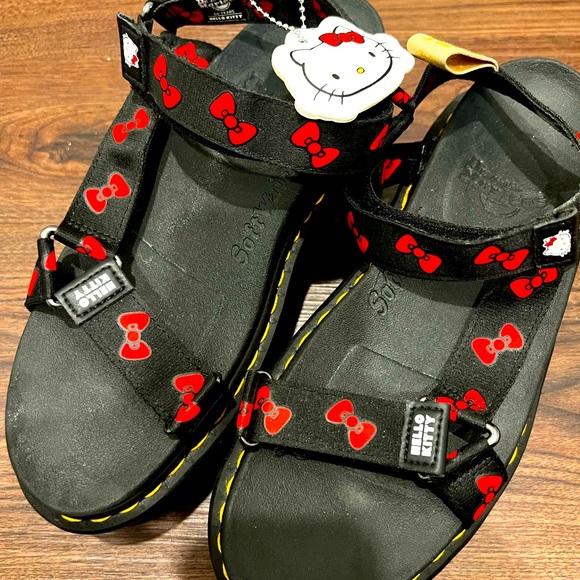 Hello Kitty Dr Martens